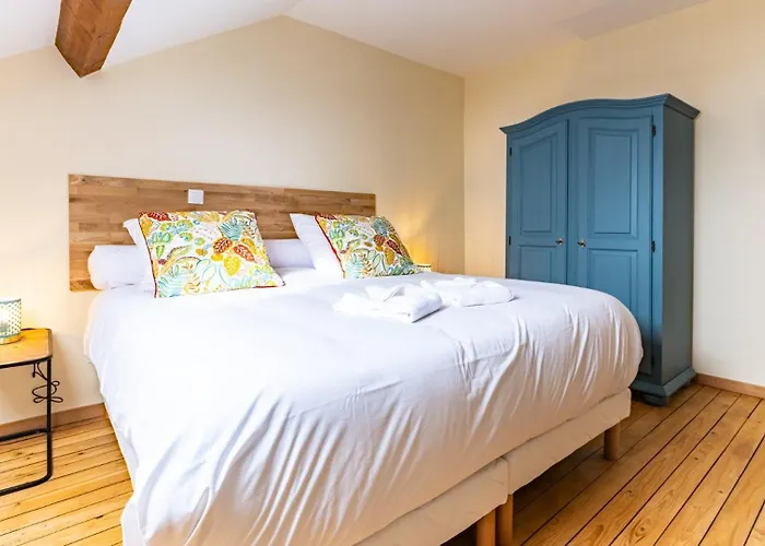 Rude - Retro Chic * Dijon